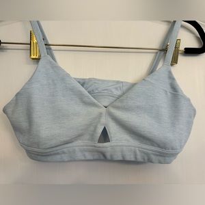 Alo Yoga Alosoft Lounge bra -Powder blue -Small